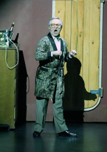 10470431 web1 gregg-perry